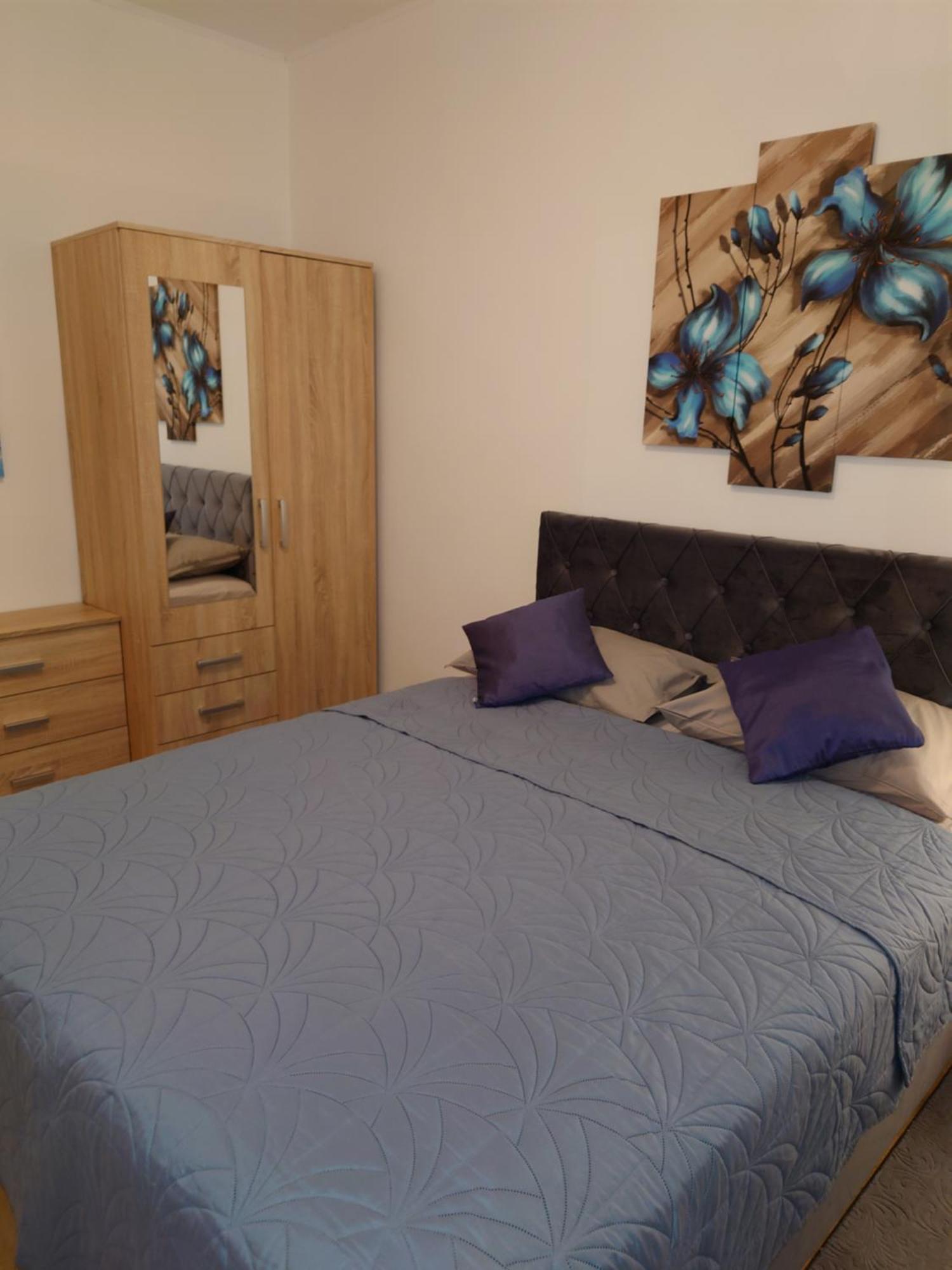 Apartments Tulipan - With Free Private Parking Garage Mostar Esterno foto